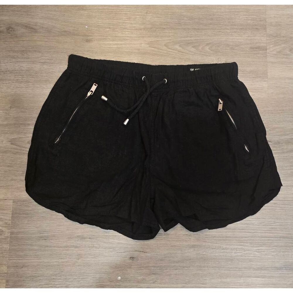 Blank NYC Linen Blend Pull-On Shorts - Picture 3 of 4